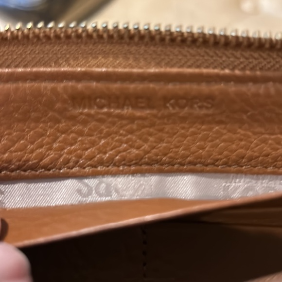 Michael Kohr saddleback, brown leather, zipper closure inside zipper - Picture 6 of 8